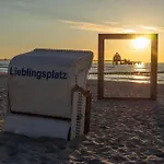 Deichkieker - Mit Balkon Im Herzen Von Apartment Zingst