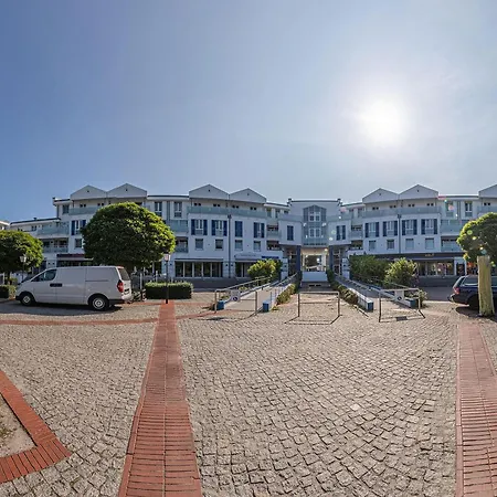 Deichkieker - Mit Balkon Im Herzen Von Appartement Zingst